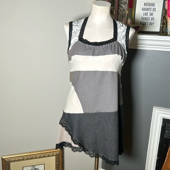 Soft Denim & Lace Tunic - NWT* - Picture 3 of 5